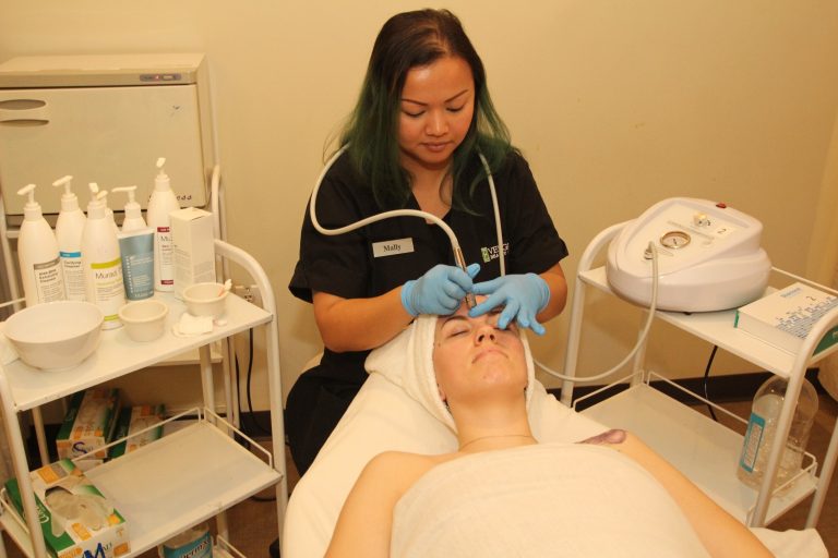 Master Esthetician Training in Everett, Yakima, & Renton